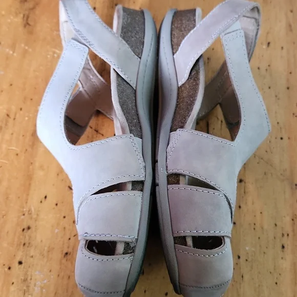 Earth Origins Womens Birdine Tan Slip On Slingback Sandals Shoes, Size 8w - Picture 4 of 10